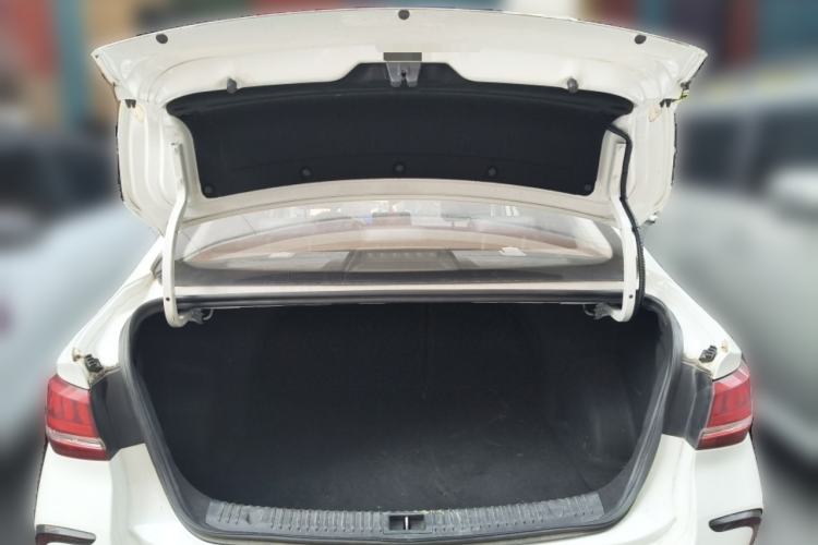 Used BAIC Beijing EU5 2018 R500 Smart Wind Edition
