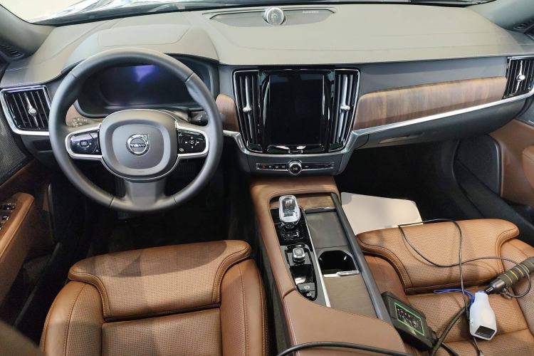 Used Volvo S90 2024 B5 Luxury Smart Edition