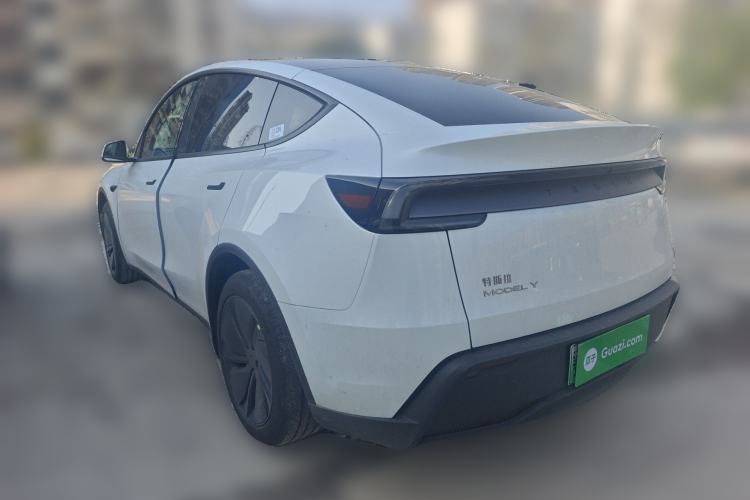 Used Tesla Model Y 2026 Rear-Drive Model
