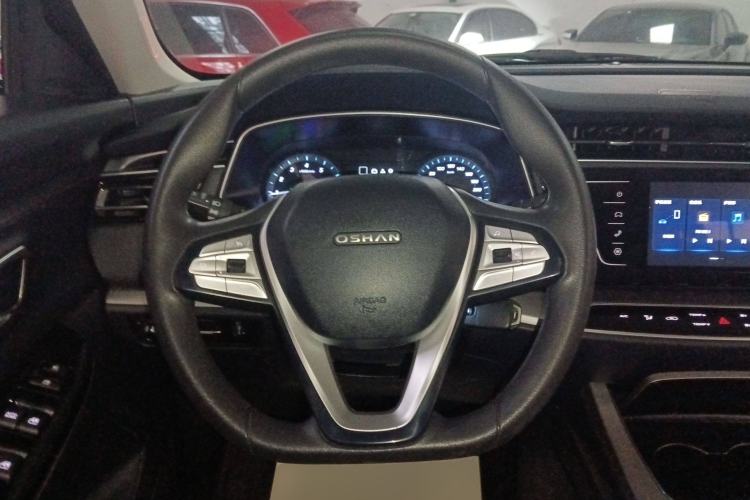 Used CHANGAN OSHAN X7 2021 1.5T Manual Luxury Version
