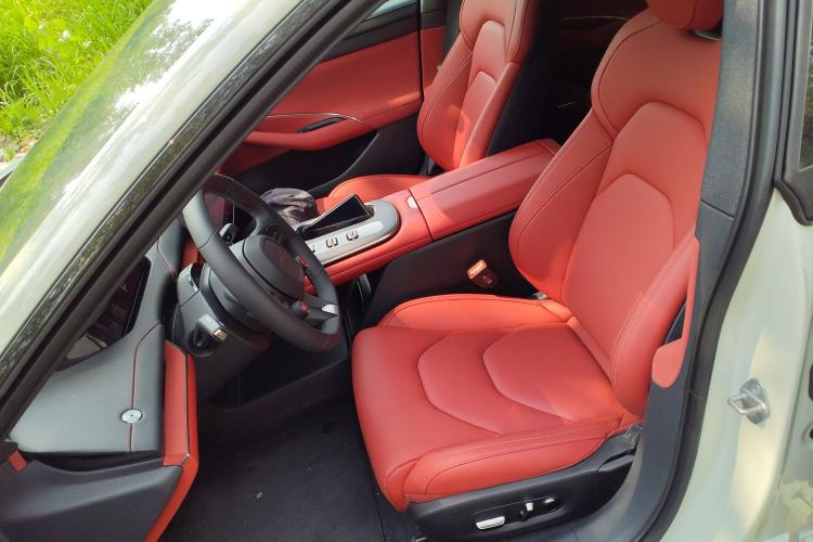 Used Xiaomi Auto SU7 2024 Rear-Drive Long-Range Intelligent Driving Version
