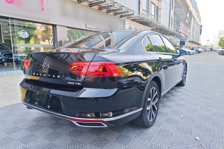 Used Volkswagen Magotan 2020 330TSI DSG Leading Model
