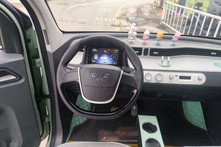Used Wuling Hongguang MINIEV 2021 Macaron Premium Model – Lithium Iron Phosphate Steering Wheel