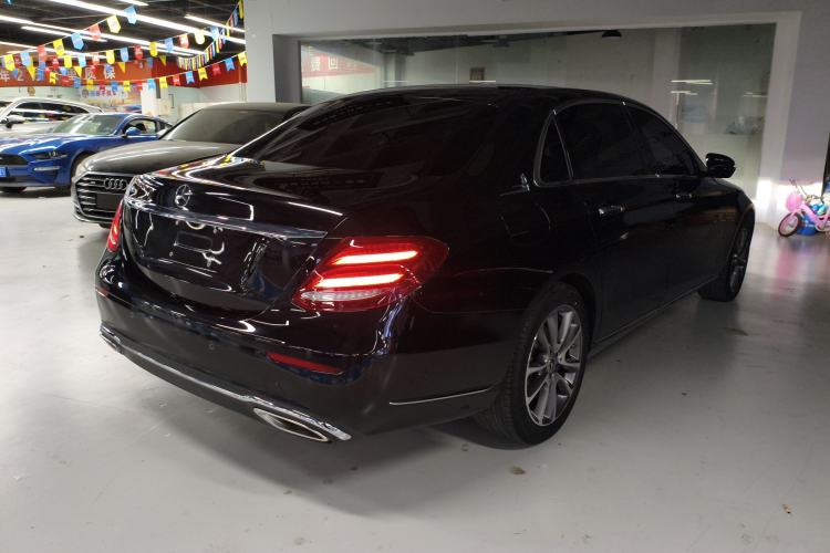 Used Mercedes-Benz E-Class 2020 E 260 L
