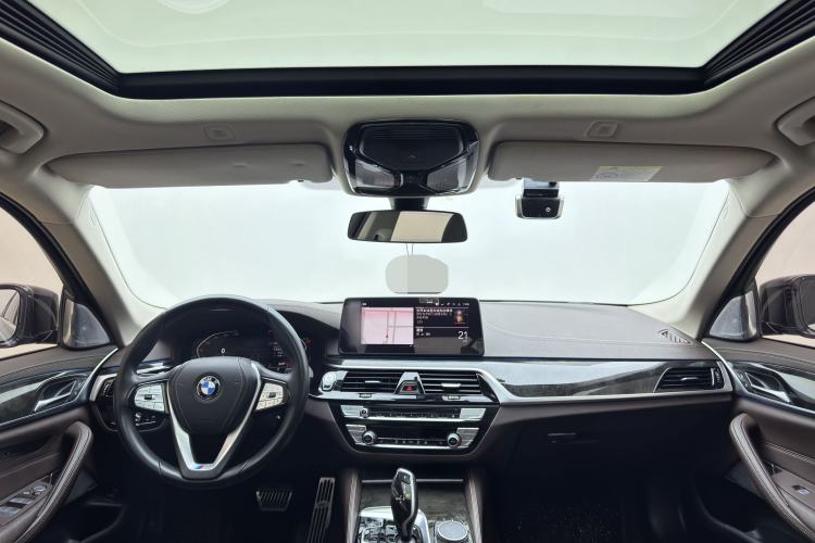 Used BMW 5 Series 2021 525Li Luxury Package Interior 1