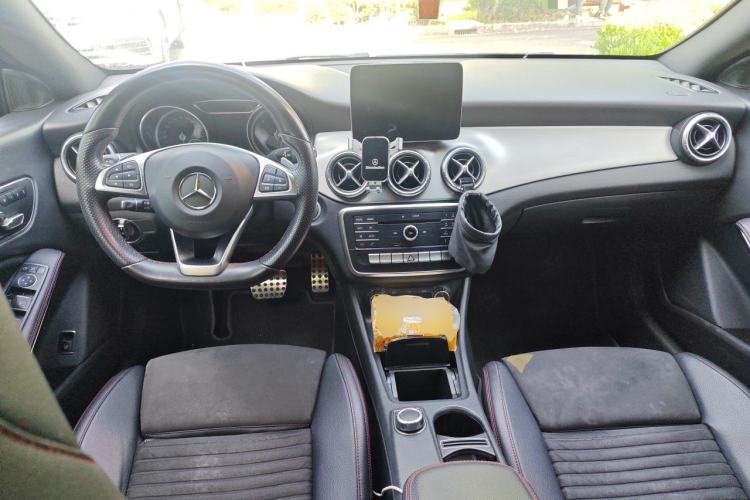 Used Mercedes-Benz CLA 2017 CLA 220 4MATIC
