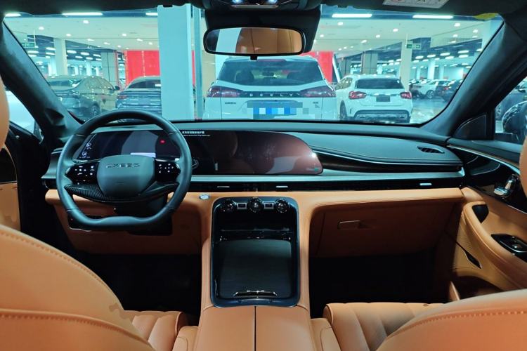 Used EXEED Lingyun 2025 300T Two-Wheel Drive Starry Edition