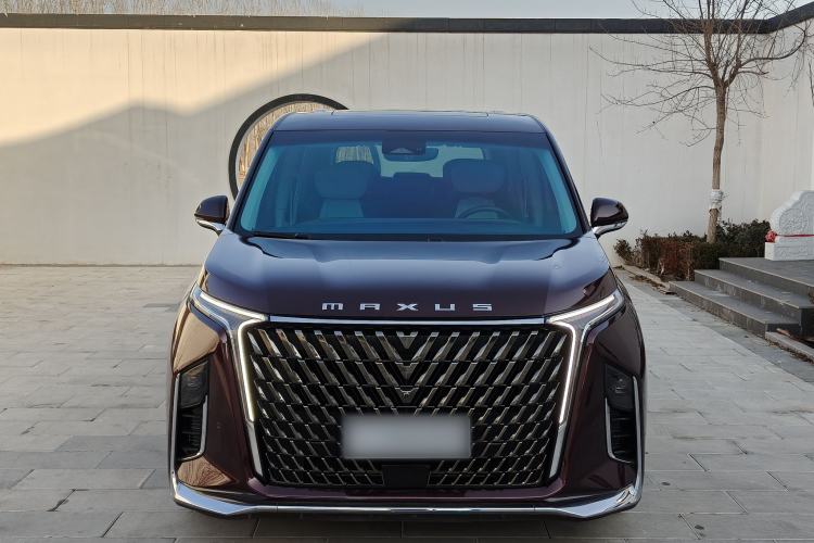 Used SAIC MAXUS G90 2023 2.0T Xingyun 7-Seater Version
