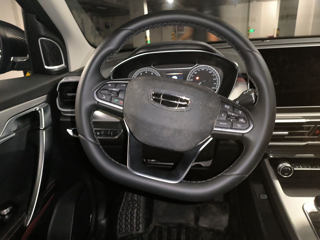 Geely Auto Coolray 2021 1.4T DCT Diamond Edition — снимка 10