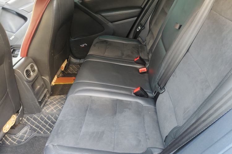 Used Volkswagen Tiguan 2015 2.0 TSI Automatic All-Wheel Drive Flagship Edition
