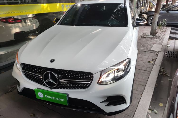 Used Mercedes-Benz GLC Coupe 2019 Facelift GLC 260 4MATIC Coupe SUV
