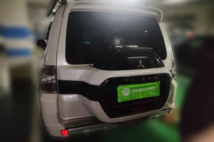 Used Mitsubishi Pajero 2019 V97 3.8L 5-Door GLS Middle East Edition