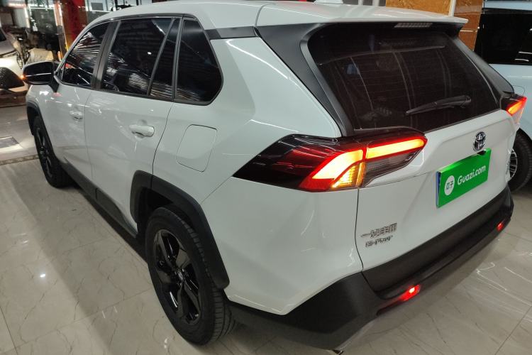 Used Toyota RAV4 2022 Dual-Engine 2.5L E-CVT Four-Wheel Drive Elite Plus Edition Exterior 2