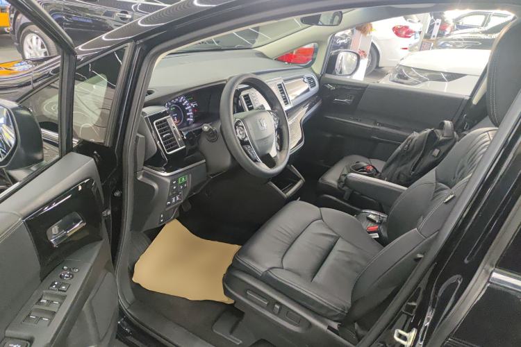 Used Honda Elysion 2019 2.0L Hybrid Luxury Edition