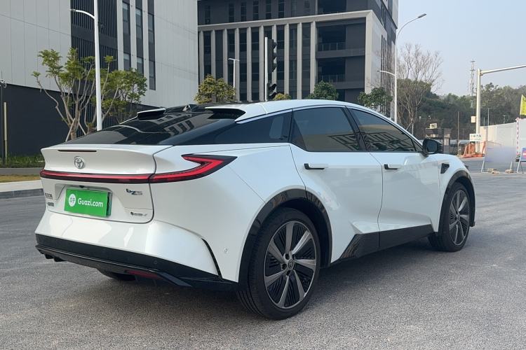 Used Toyota bZ5 2025 Model 550 PRO Smart Driving Edition
