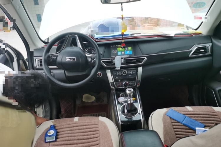 Used Zotye Domy X5 2017 Classic Edition 1.5T Manual Luxury Model
