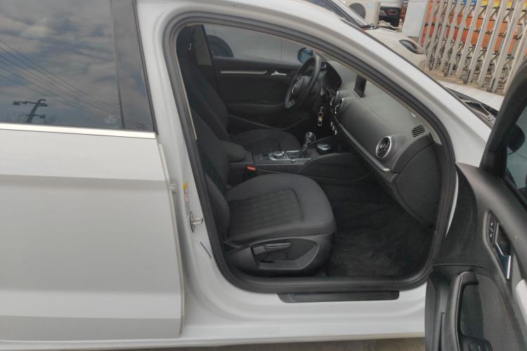 Used Audi A3 2016 Limousine 35 TFSI Prestige Edition
