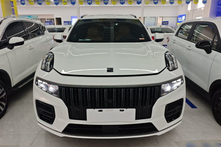 Used Lynk & Co 09 EM-P 2021 2.0T PHEV Halo Six-Seater Front