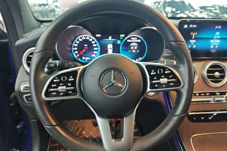 Used Mercedes-Benz GLC 2021 GLC 260 L 4MATIC Luxury Model Steering Wheel