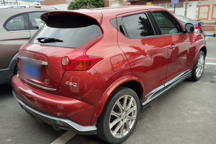 Used Infiniti ESQ 2014 1.6L Spontaneous Edition
