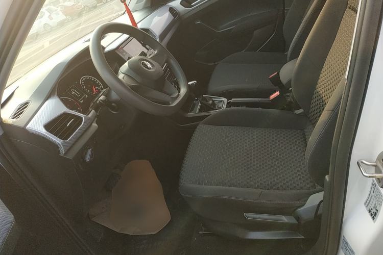 Used Volkswagen Tacqua 2020 1.5L Automatic Shang
