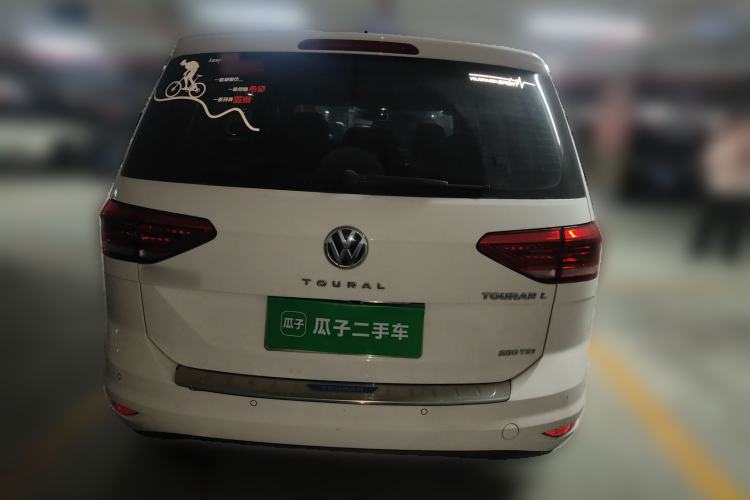 Used Volkswagen Touran 2018 Volkswagen Touran L 280TSI DSG Comfort Edition 7 Seats China VI Standard Rear