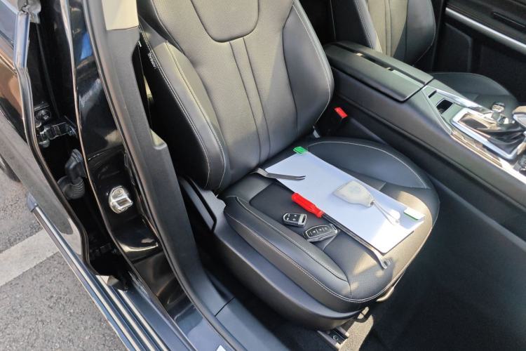 Used Zotye T500 2018 1.5T Automatic Smart Connected Prestige Model
