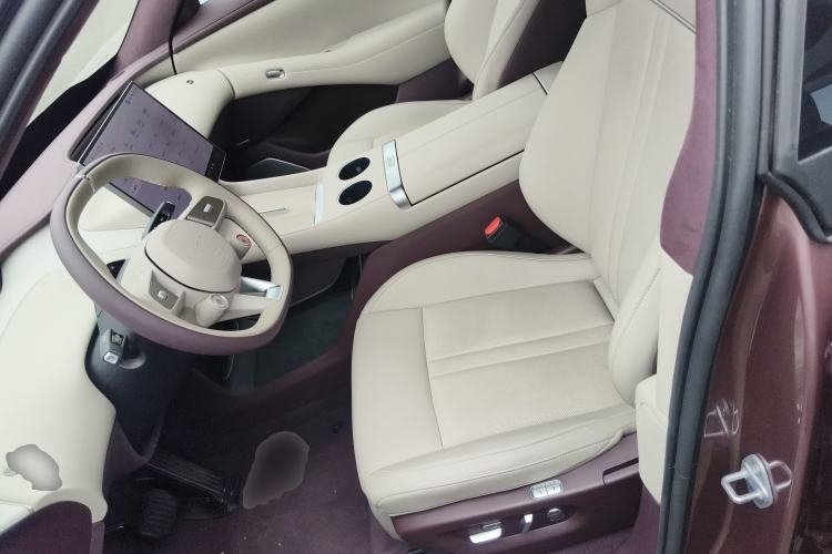 Used Xiaomi Auto YU7 2025 Ultra-Long Range High-Performance All-Wheel-Drive Max Edition