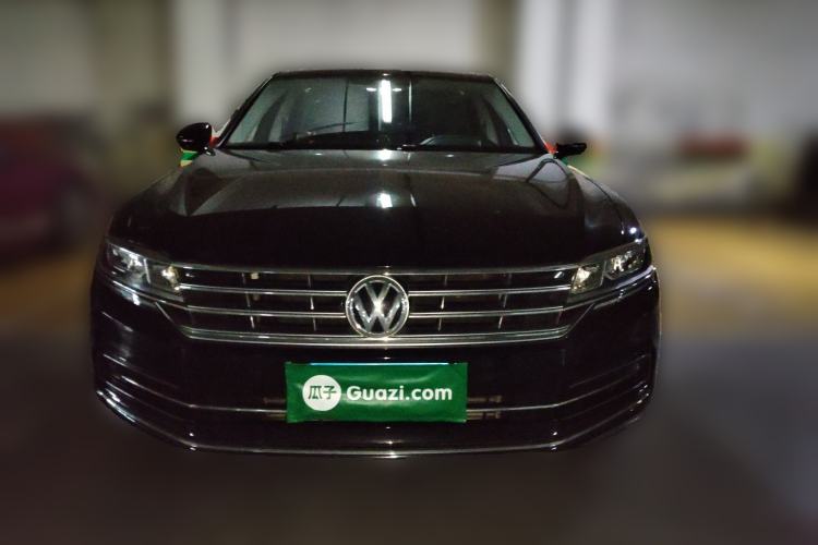 Used Volkswagen Phideon 2018 Revised Version 380TSI Two-Wheel Drive Business Edition Front