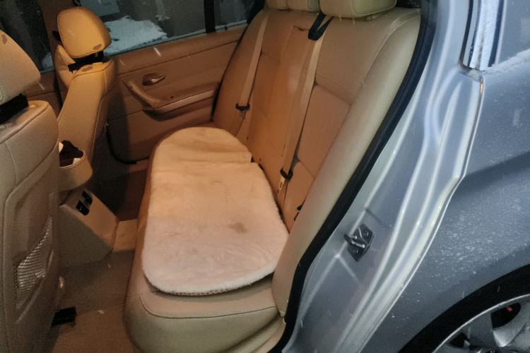 Used BMW 3 Series 2010 320i Luxury Model