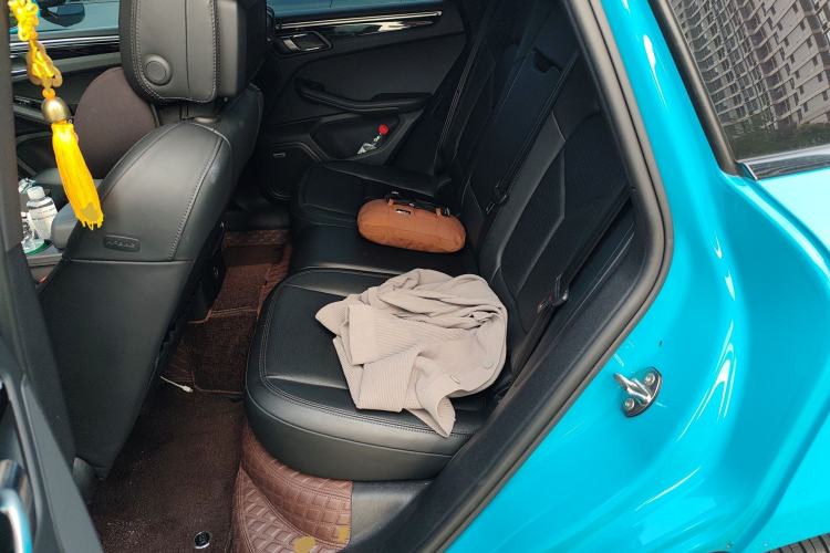 Used Porsche Macan 2022 Macan S 2.9T Left Rear Seat