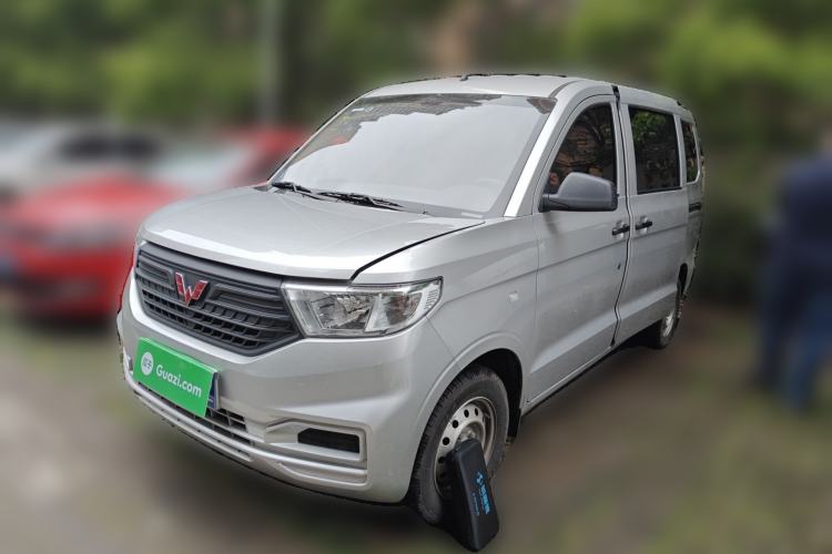 Used Wuling Hongguang V 2022 1.5L Jingqu Edition Electric-Assist LAR