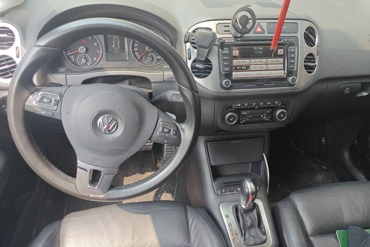 Used Volkswagen Golf 2011 1.4TSI Cross Golf Steering Wheel