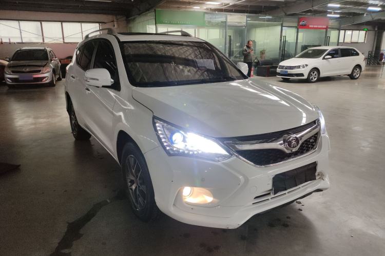 Used BYD Song 2017 Gaishe Upgrade Edition 1.5TID Automatic Elite Model
