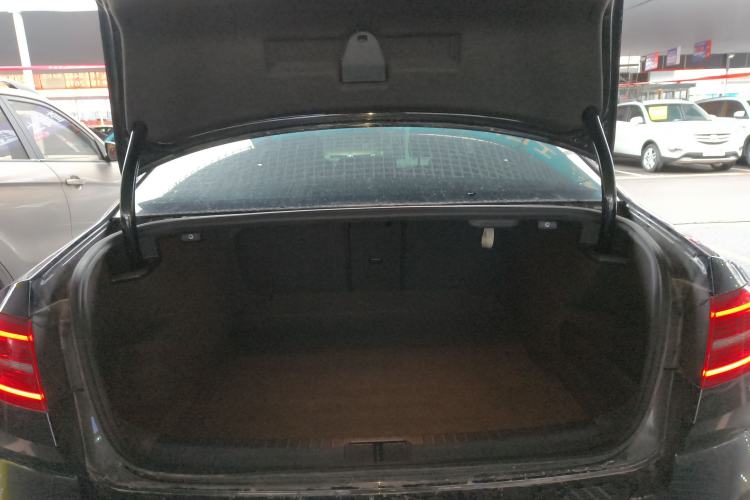 Used Volkswagen Magotan 2018 Facelift 330TSI DSG Luxury Model
