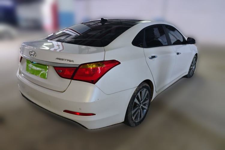 Used Hyundai Mistra 2016 1.8L Automatic Smart GLS Rear Right 45 Deg