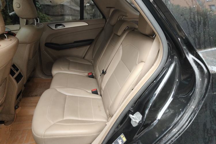 Used Mercedes-Benz M-Class 2012 ML 300