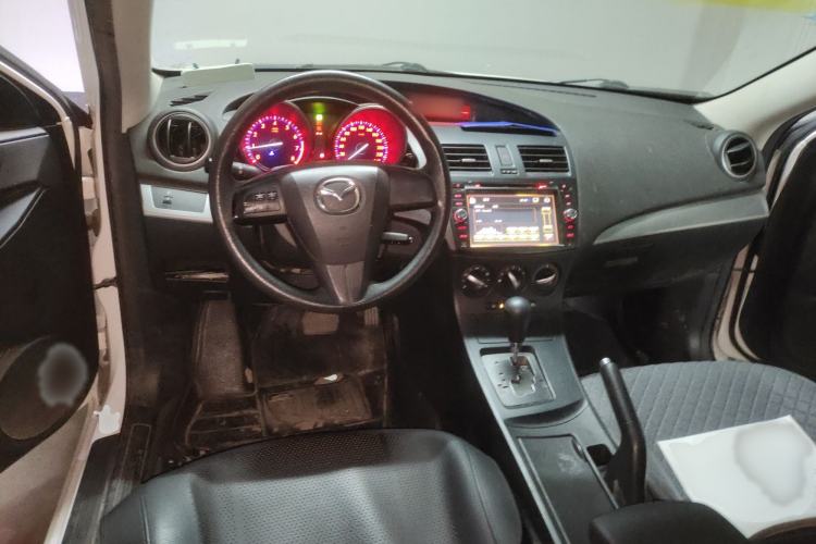 Used Mazda 3 2013 Hatchback 1.6L Automatic Elite Model
