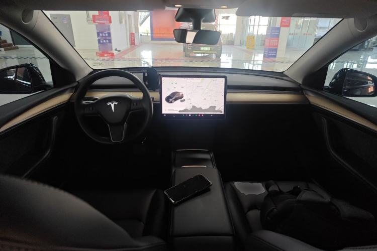 Used Tesla Model Y 2021 Standard Range Rear-Wheel Drive Version