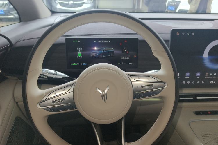 Used VOYAH Dream 2026 Model PHEV Qiankun Max
