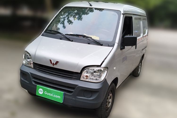 Used Wuling Zhiguang 2023 1.5L Utility Version with Enclosed Windows 2 Seats