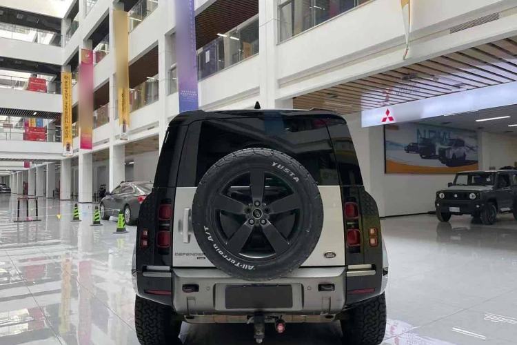 Used Land Rover Defender 2022 110 P400 Dark Edition

