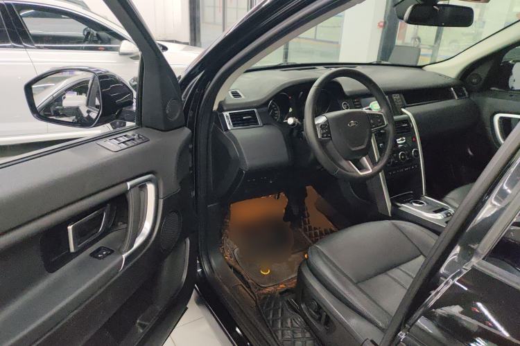 Used Land Rover Discovery Sport 2018 240 PS SE Version