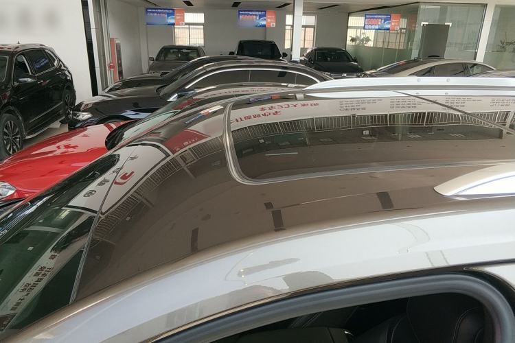 Used Cadillac XT6 2020 28T Six-Seater Luxury Version Roof