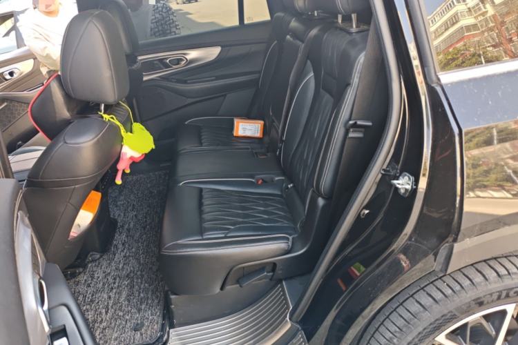 Used GAC Trumpchi GS8 2022 Linghang Series 2.0 TGDI Two-Wheel-Drive Luxury Smart Connectivity Version (7 Seats)
