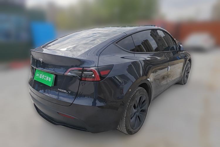 Used Tesla Model Y 2024 Long-Range All-Wheel-Drive Version Rear Right 45 Deg