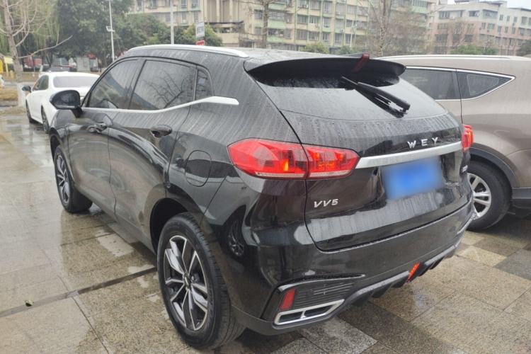 Used Wey VV5 2021 1.5T Two-Wheel Drive Color Pioneer
