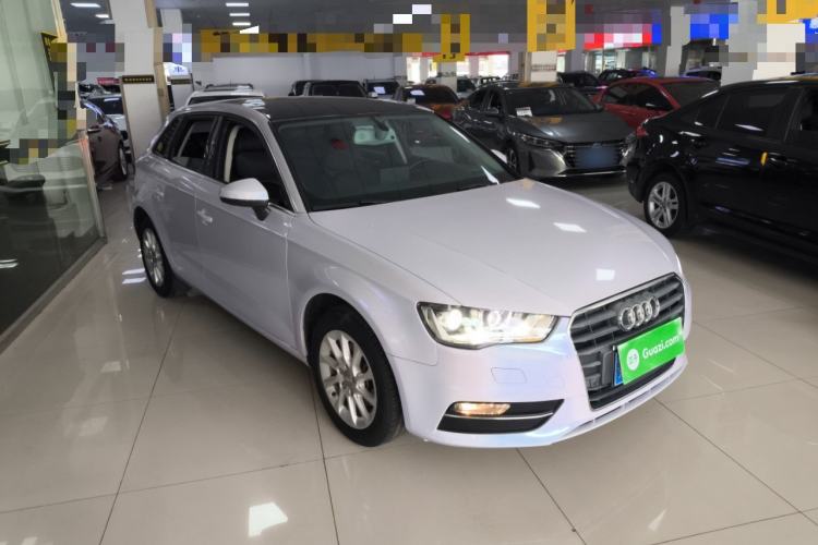 Used Audi A3 2014 Sportback 35 TFSI Automatic Style Edition Front Right 45 Deg