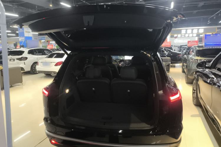 Used ONVO Luxeed L90 2025 Model—Max Six-Seater Version