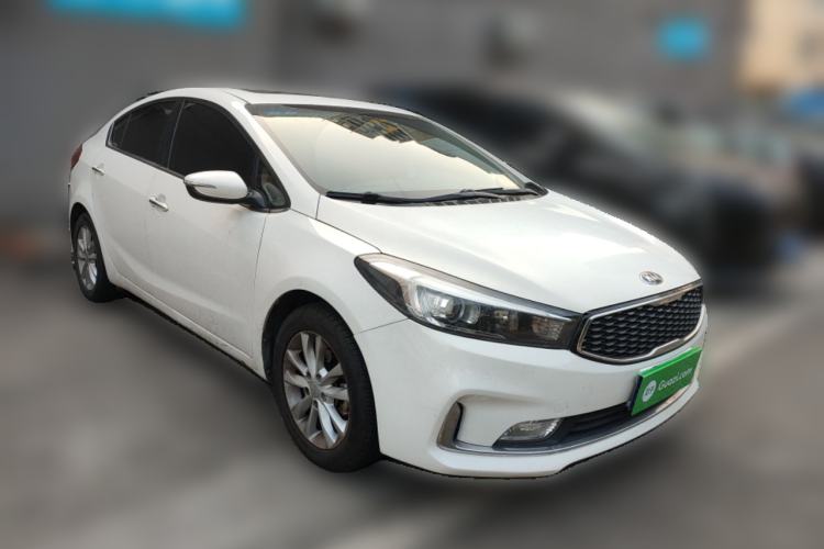 Used Kia K3 2016 1.6L Automatic GLS Front Right 45 Deg